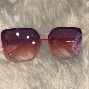 Women’s Pink Sunglasses